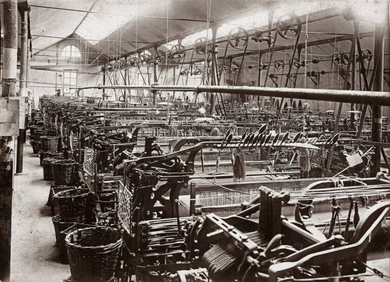 L’atelier de tissage de Vitale Barberis Canonico dans les années 1940
